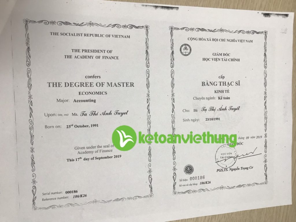 Tạ Thị Ánh Tuyết 2 Bằng thạc sĩ kinh tế